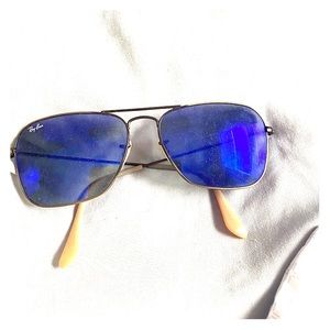 Men Blue Ray Ban sunglasses